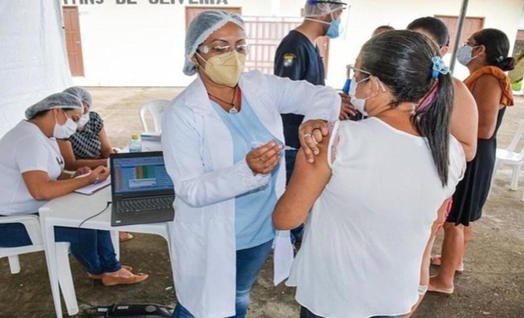 Cruzeiro do Sul inicia vacinação de pessoas com 35 anos ou mais